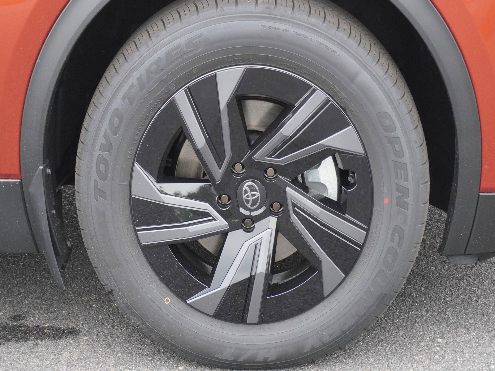 New 2026 Toyota C-HR AWD/4WD image 5