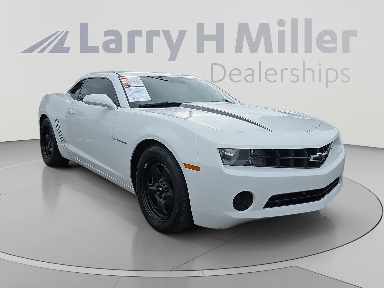 Used 2013 Chevrolet Camaro LS RWD image 7