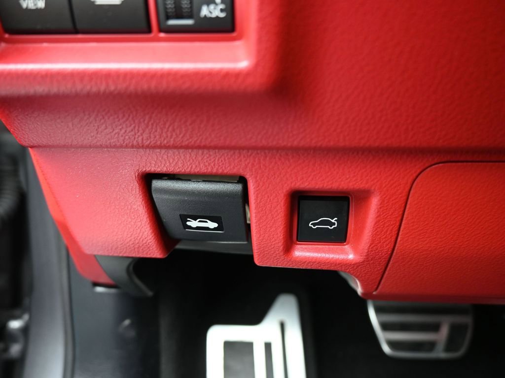 Used 2024 Lexus IS 500 image 35