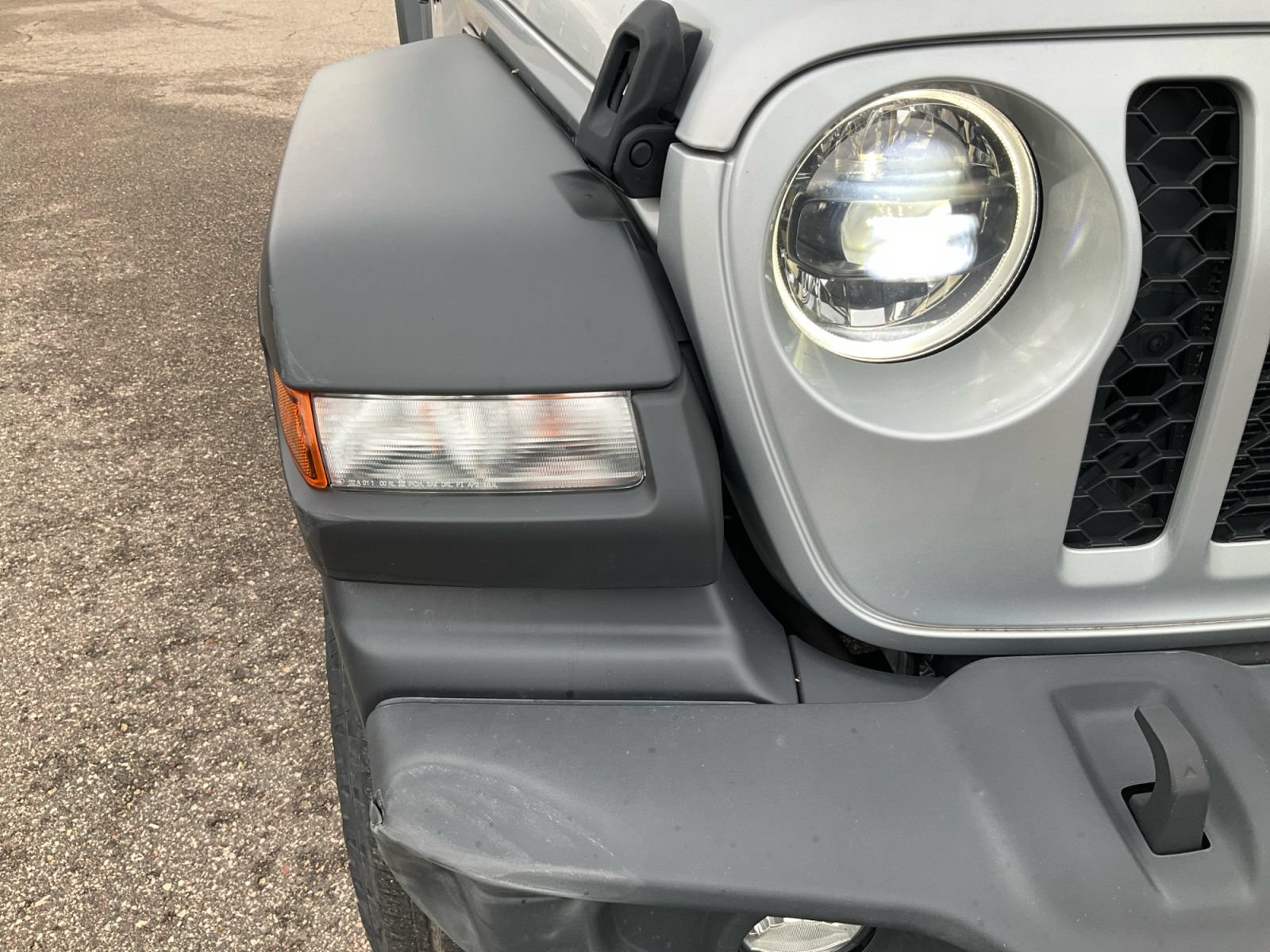 Used 2024 Jeep Wrangler Unlimited Sport AWD/4WD image 20