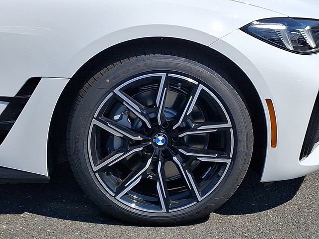New 2026 BMW i4 xDrive40i image 8