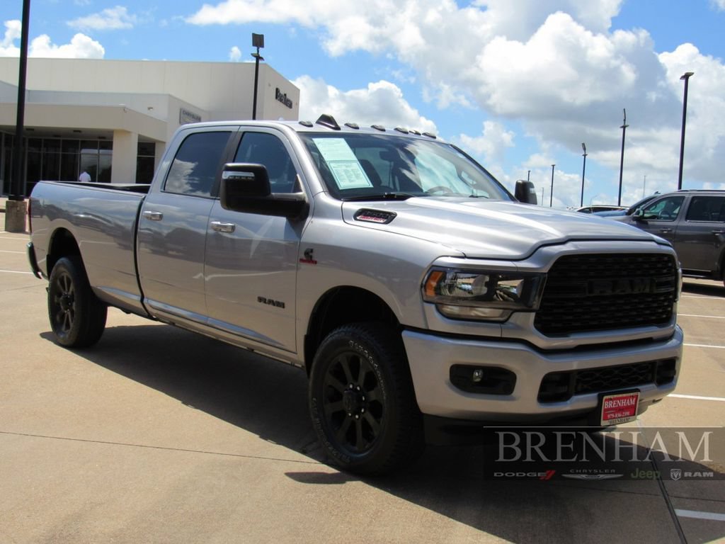 Used 2024 RAM 3500 Big Horn w/ Night Edition AWD/4WD image 8