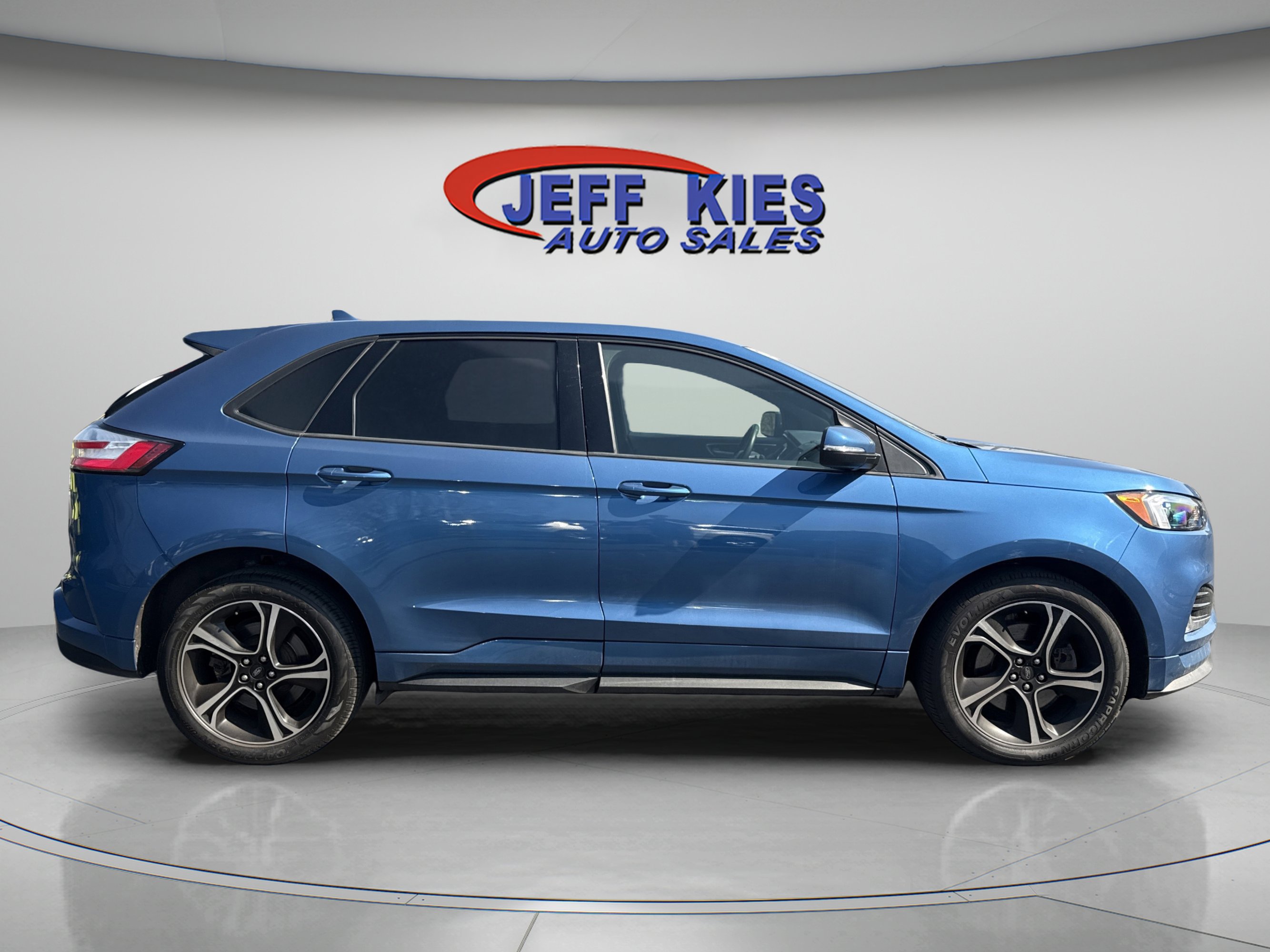 Used 2019 Ford Edge ST w/ Convenience Package