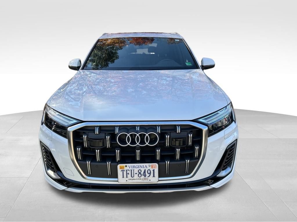 Used 2025 Audi Q7 3.0T Premium Plus image 8
