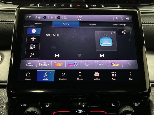 New 2025 Jeep Grand Cherokee Limited w/ Trailer Tow Package image 19