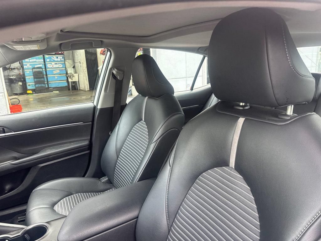 Used 2024 Toyota Camry SE w/ Convenience Package FWD image 34