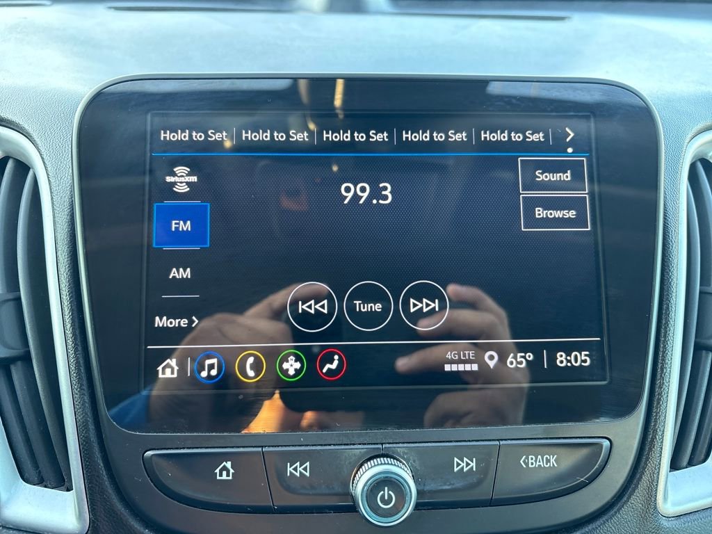 Used 2023 Chevrolet Malibu LT image 35