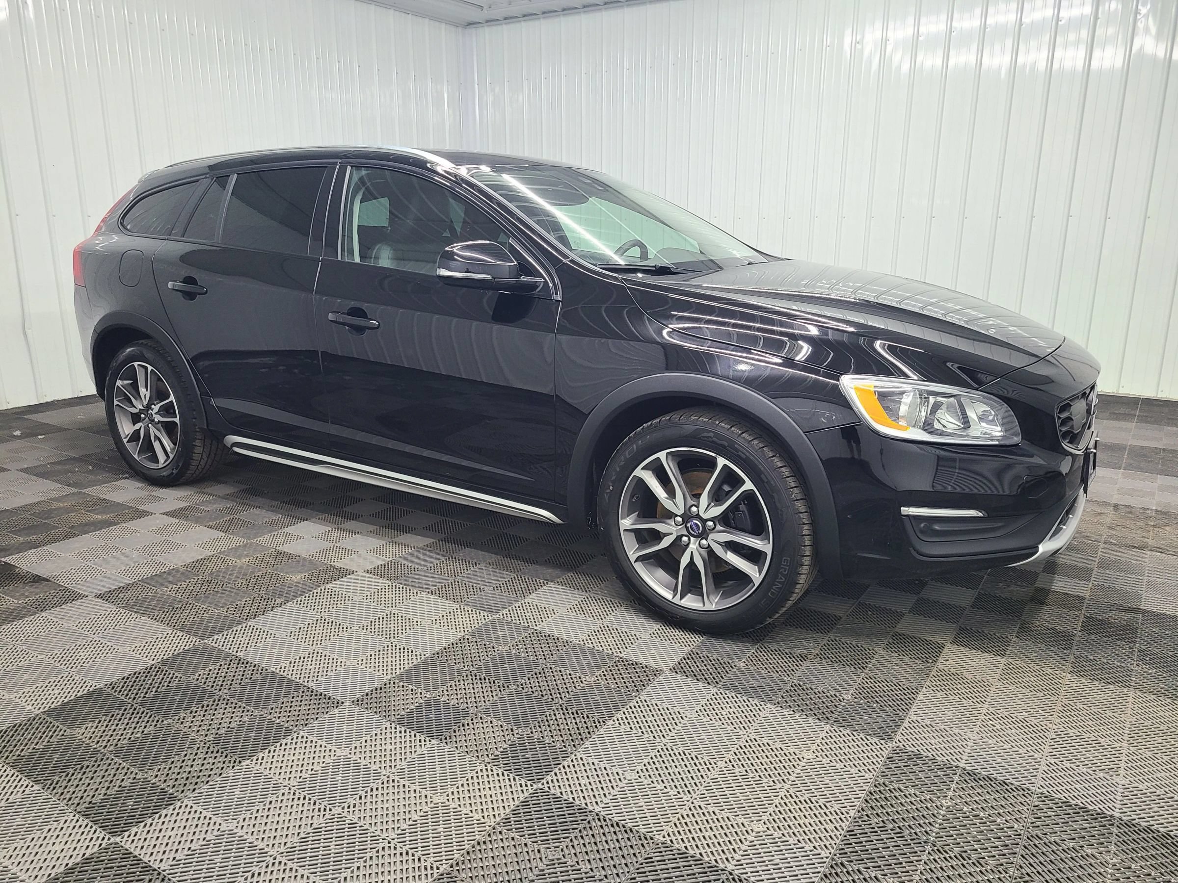 Used 2016 Volvo V60 T5 Cross Country