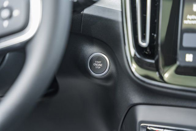 Used 2026 Volvo XC40 B5 Plus w/ Protection Package Premier image 24