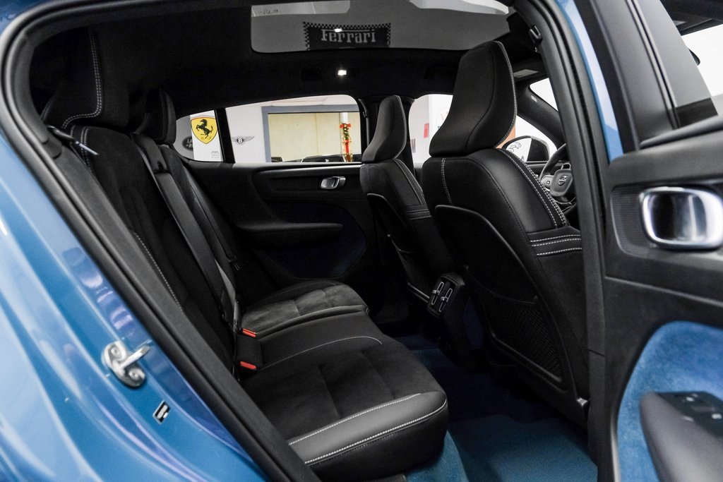Used 2023 Volvo C40 P8 Recharge Ultimate image 39