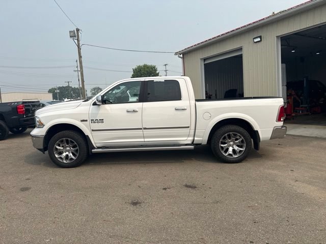 Used 2017 RAM 1500 Laramie AWD/4WD image 6