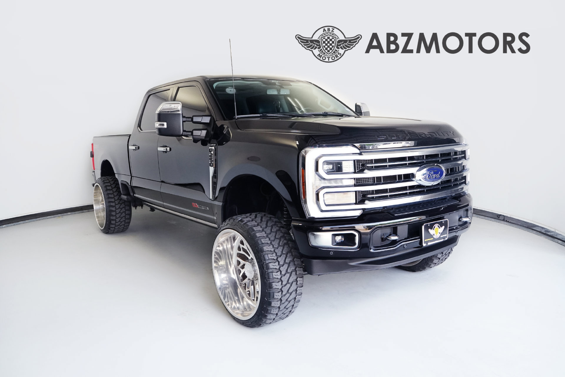 Used 2024 Ford F250 Limited w/ FX4 Off-Road Package AWD/4WD image 1