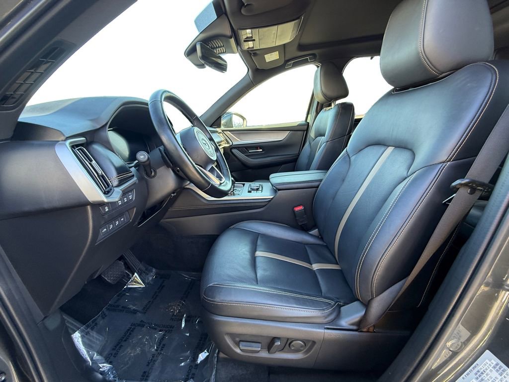 Used 2024 MAZDA CX-90 3.3 Turbo w/ Premium Plus Pkg image 9
