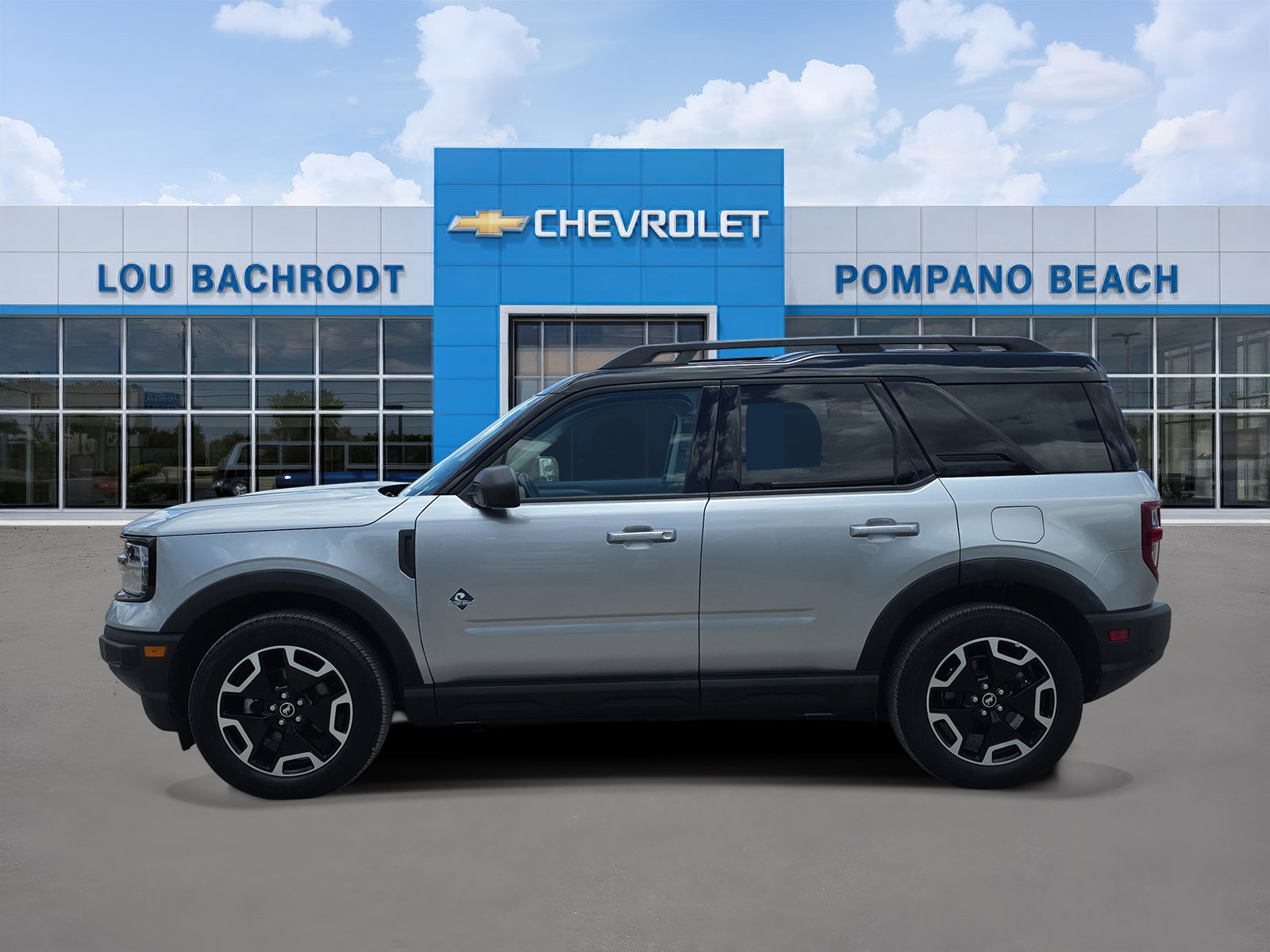 Used 2023 Ford Bronco Sport Outer Banks w/ Tech Package AWD/4WD image 4