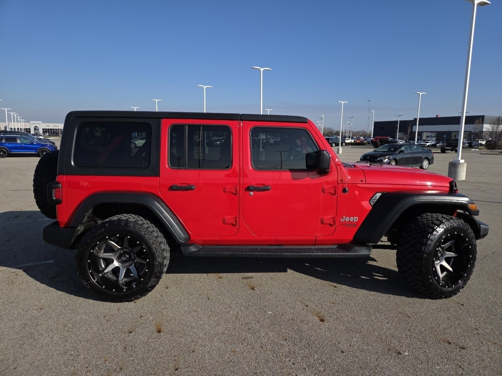 Used 2018 Jeep Wrangler Unlimited Sport S image 18