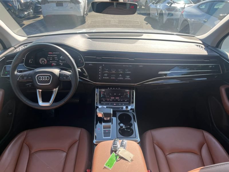 Used 2023 Audi Q7 2.0T Premium w/ Convenience Package AWD/4WD image 28