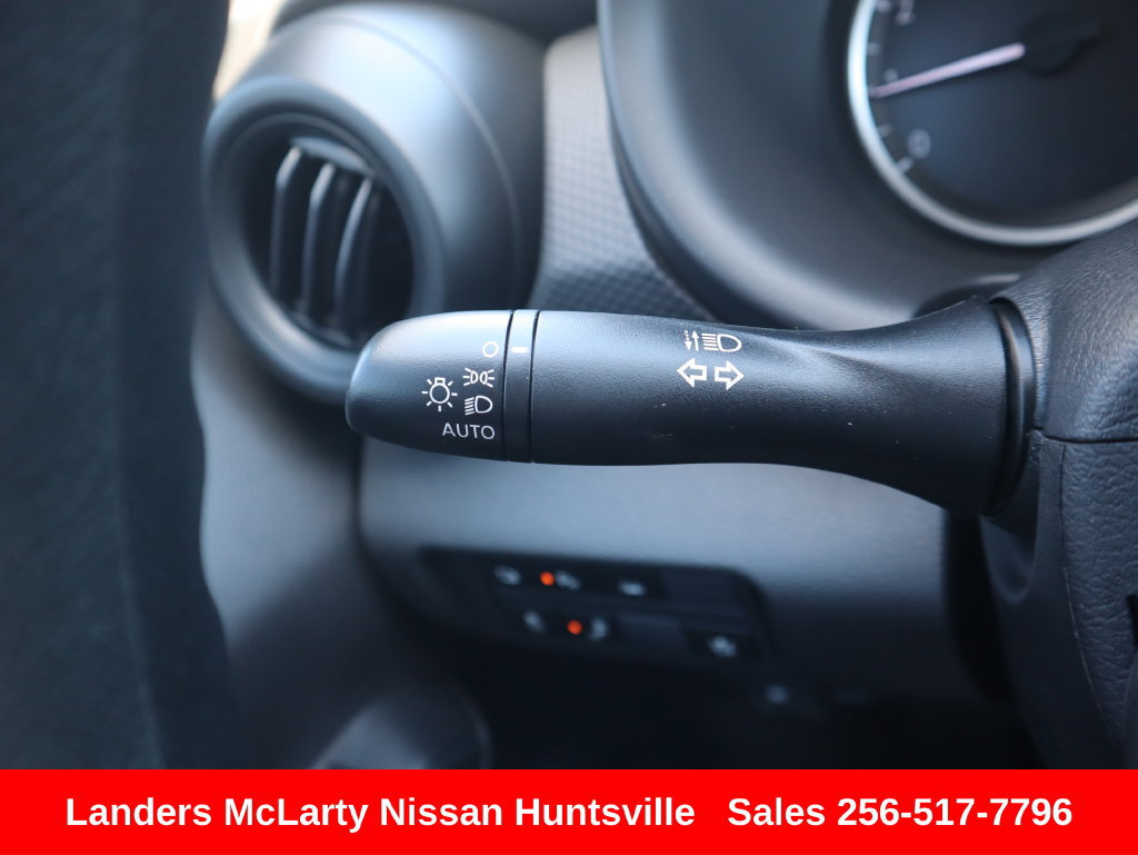 Used 2025 Nissan Kicks Play S FWD image 23