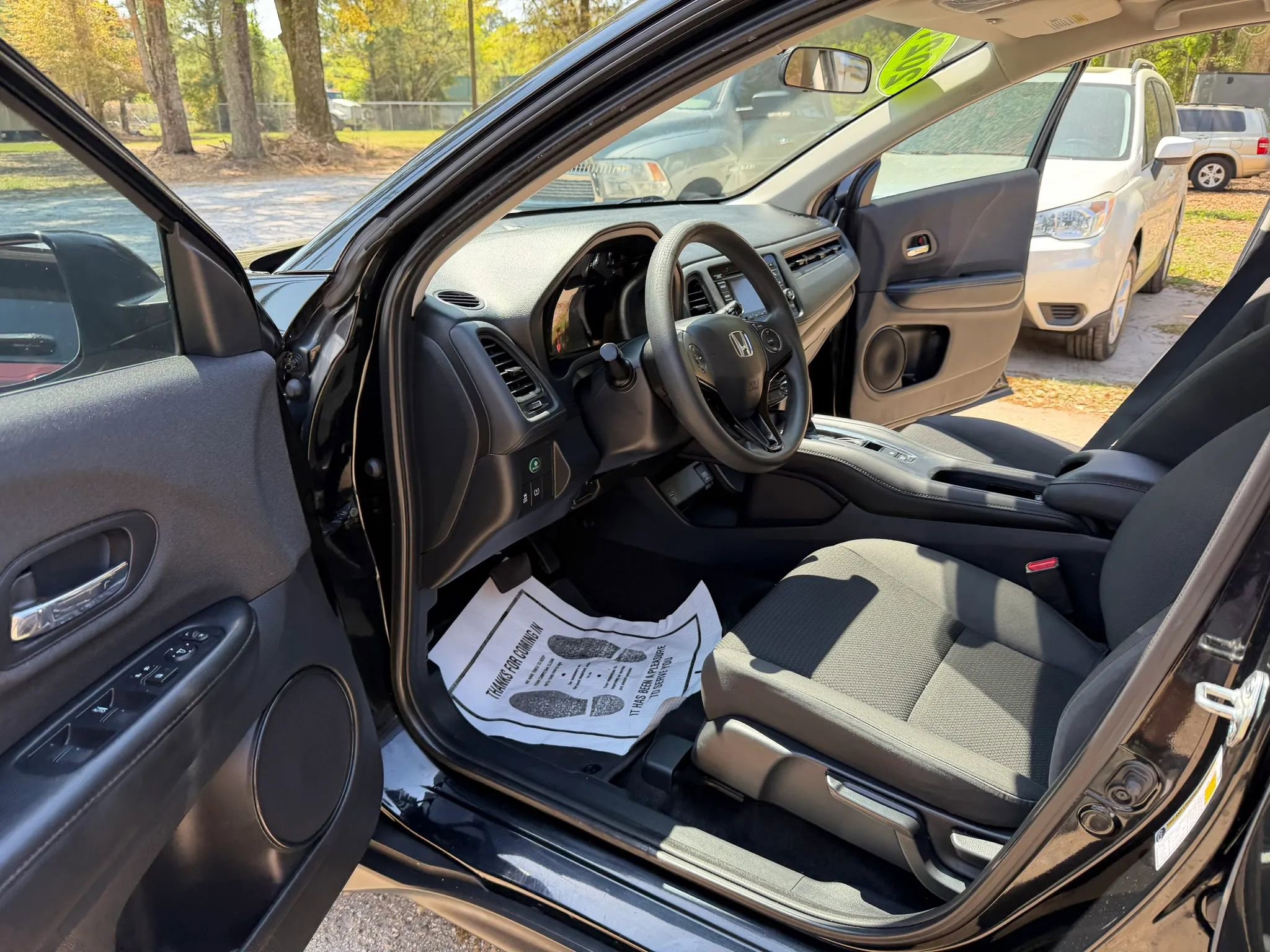 Used 2021 Honda HR-V LX image 14