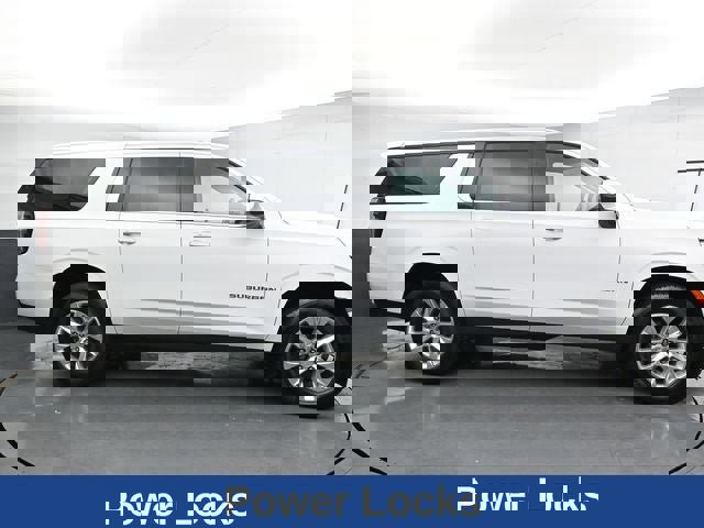 Used 2023 Chevrolet Suburban Premier image 13