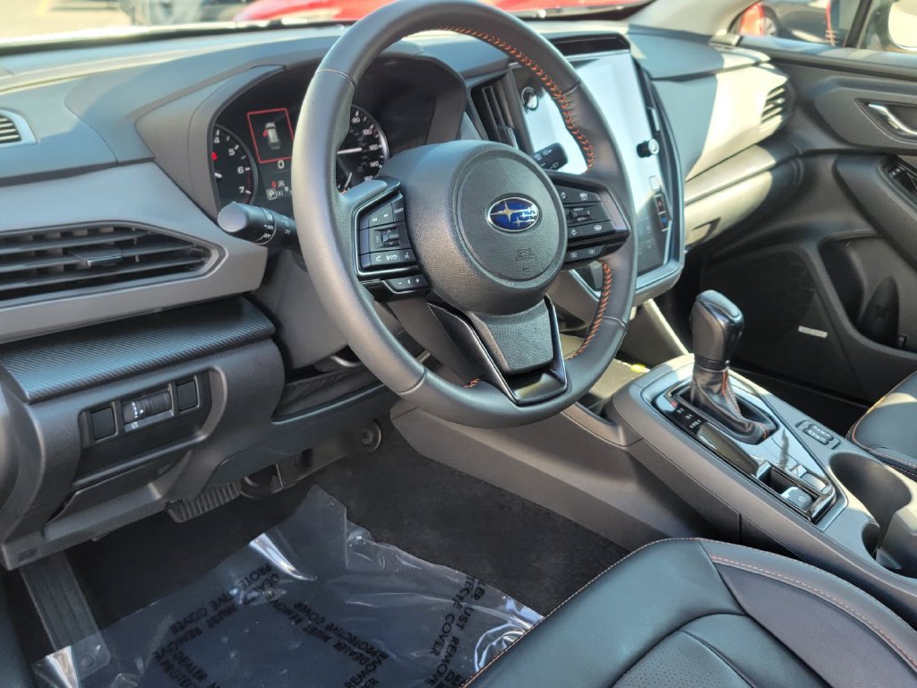 Used 2025 Subaru Crosstrek 2.5i Limited AWD/4WD image 13