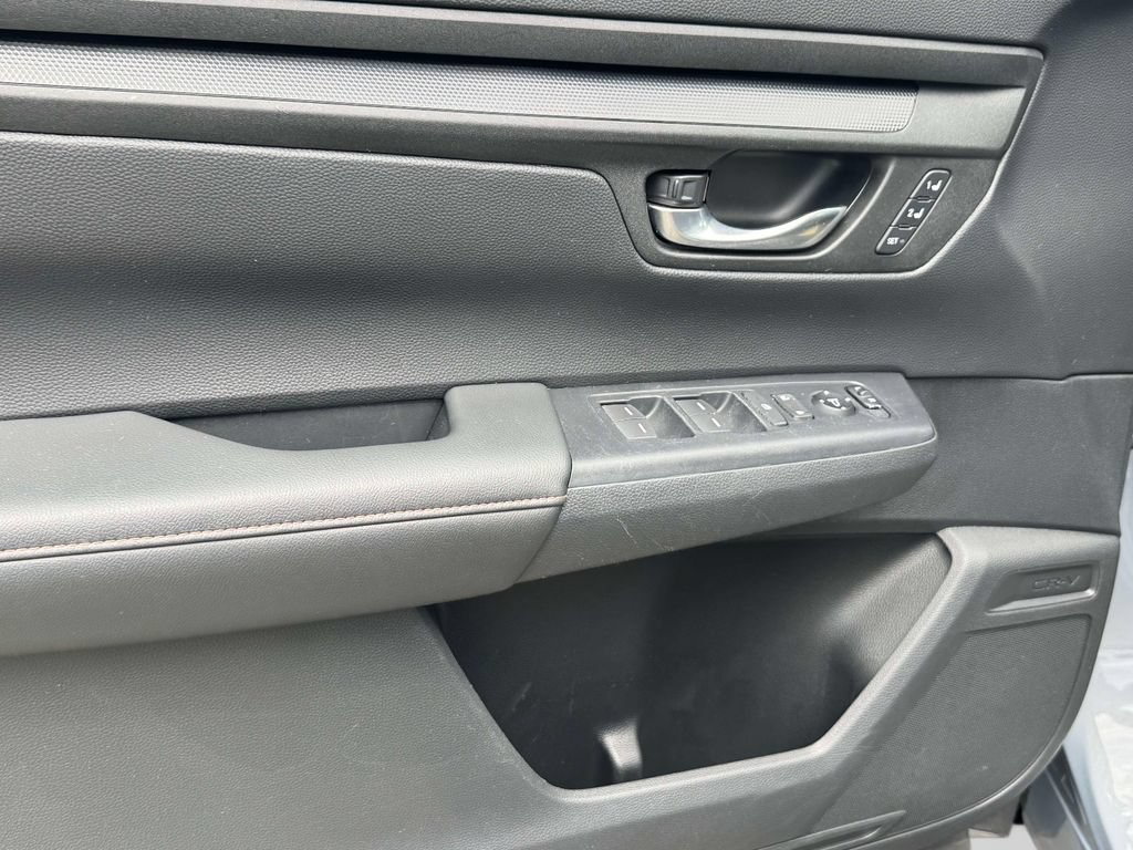 Certified 2025 Honda CR-V Sport-L image 28