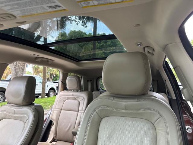 Used 2020 Lincoln Aviator Reserve w/ Equipment Group 201A AWD/4WD image 19