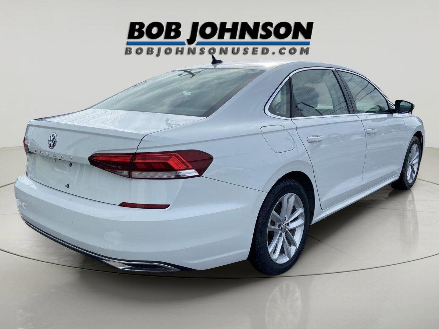 Used 2020 Volkswagen Passat 2.0T SE image 3