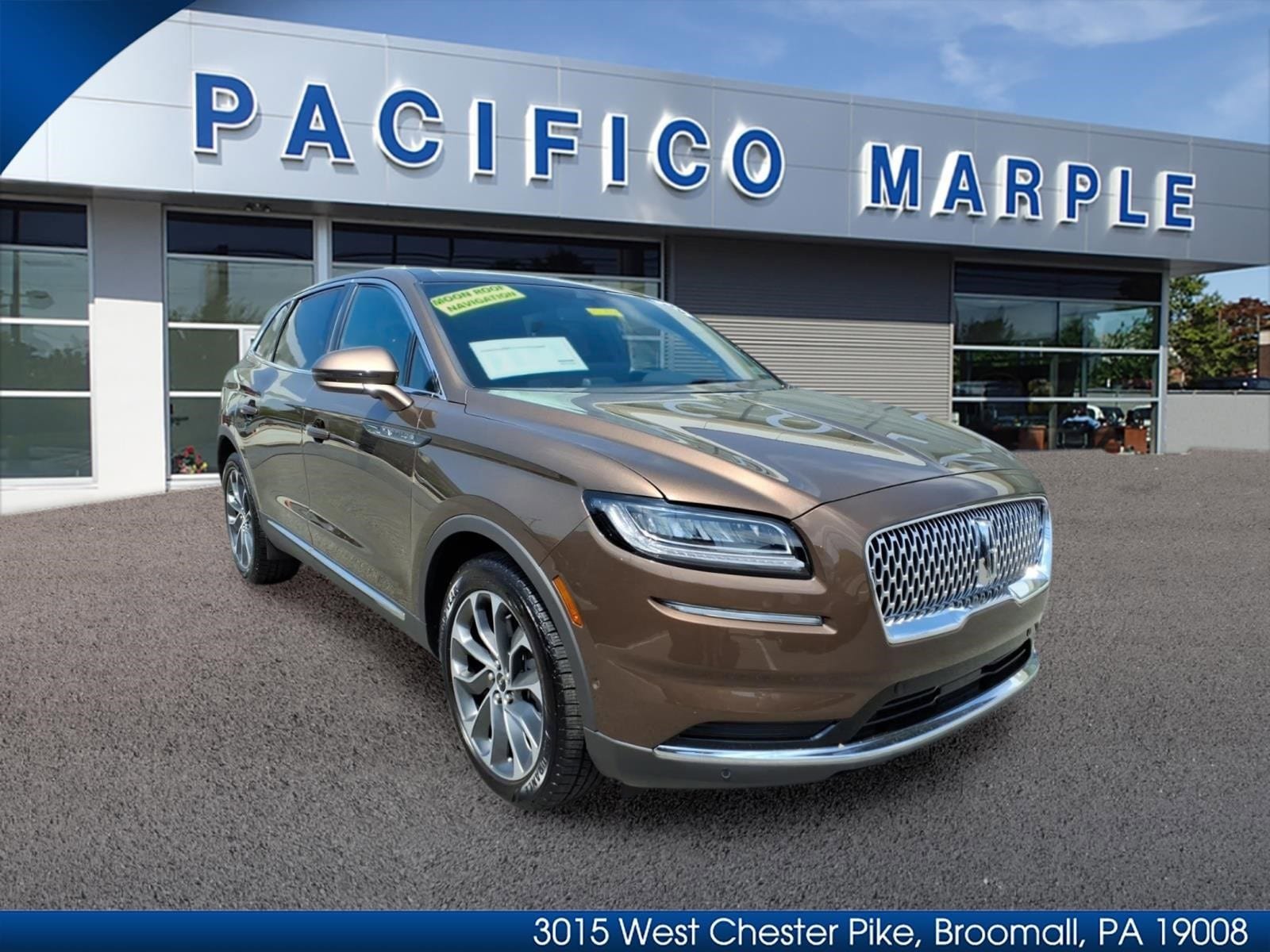 Certified 2022 Lincoln Nautilus Reserve w/ Equipment Group 201A AWD/4WD image 1