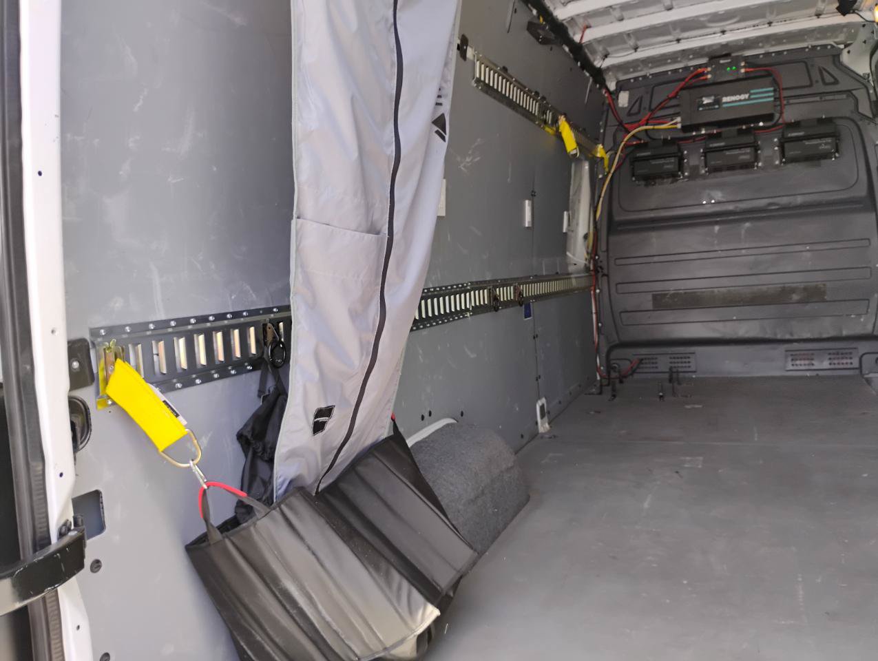 Used 2017 Mercedes-Benz Sprinter 2500 w/ Driver Comfort Package image 23