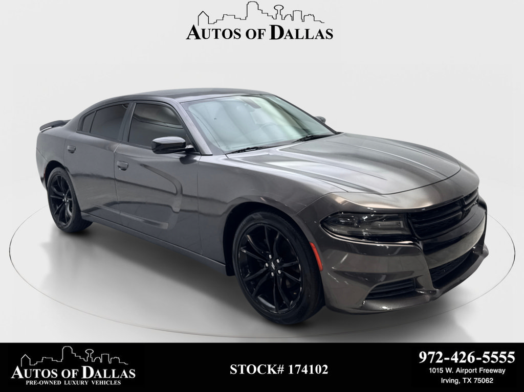 Used 2018 Dodge Charger SXT w/ Blacktop Package RWD image 1