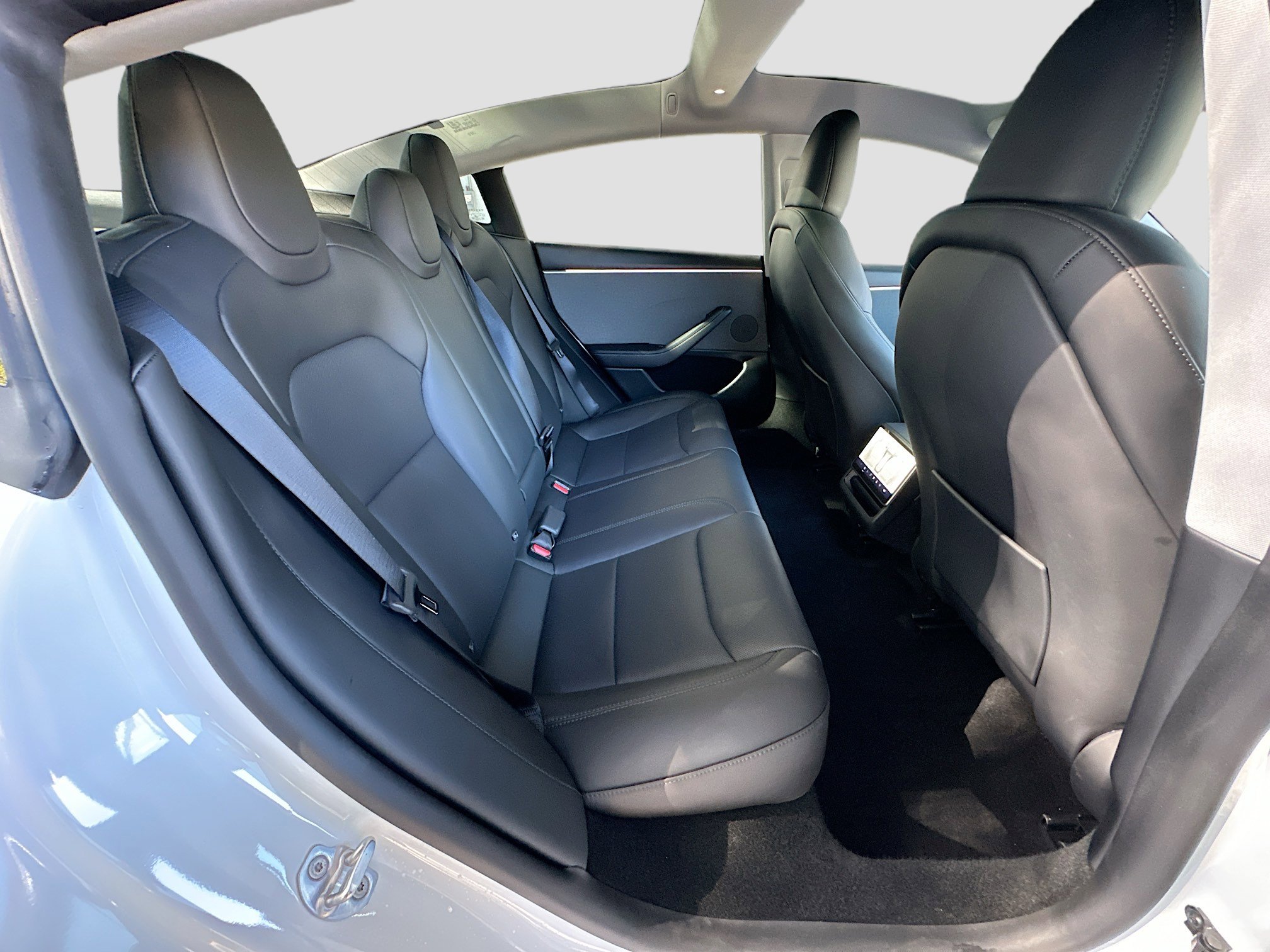 Used 2025 Tesla Model 3 Long Range image 28