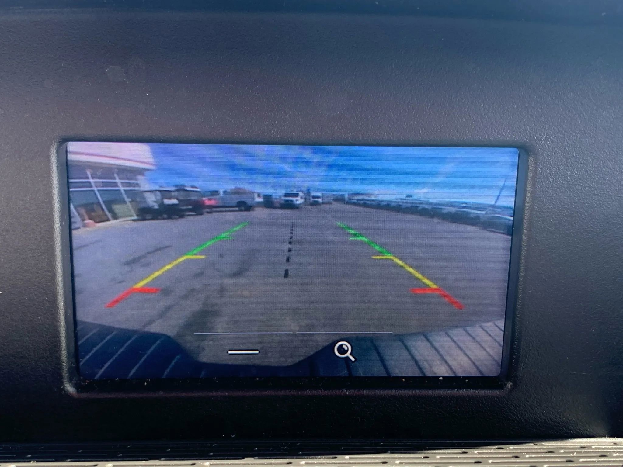 Used 2019 Ford Transit 250 130 Low Roof RWD image 18