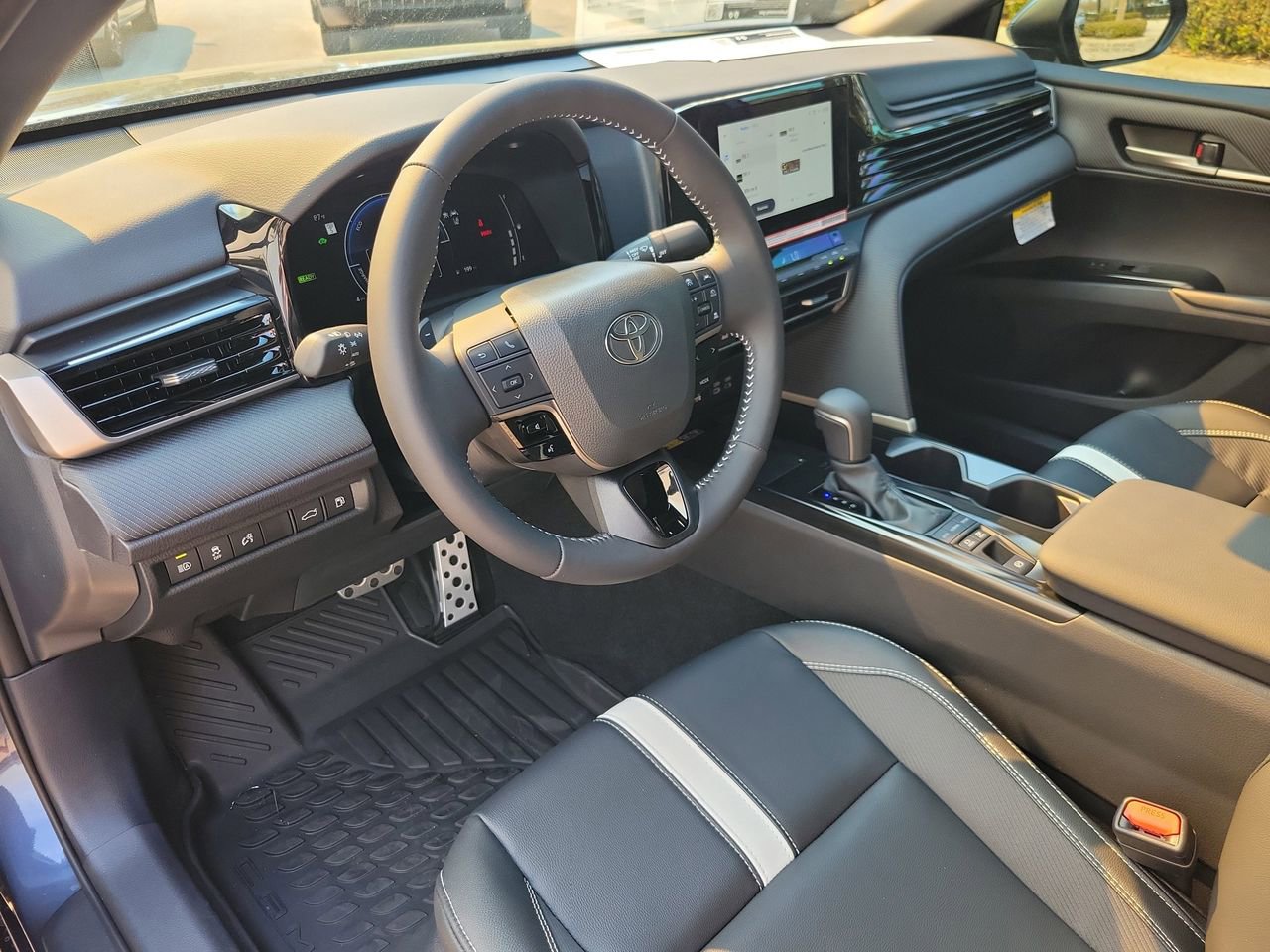 New 2026 Toyota Camry SE image 16