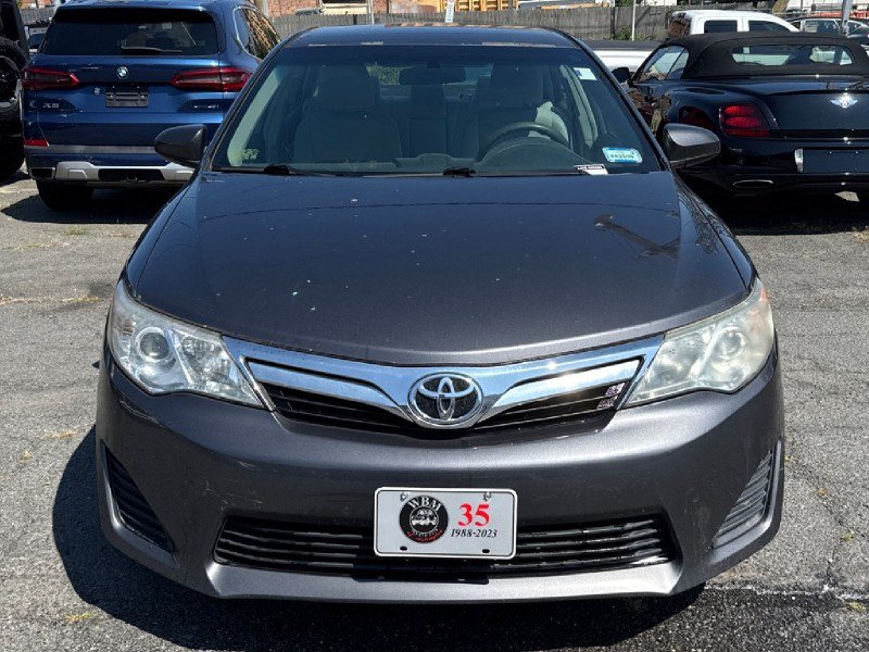 Used 2014 Toyota Camry LE FWD image 3