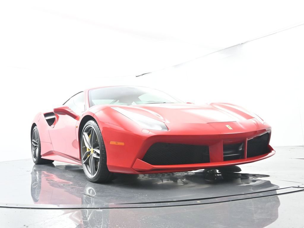 Used 2018 Ferrari 488 GTB RWD image 55