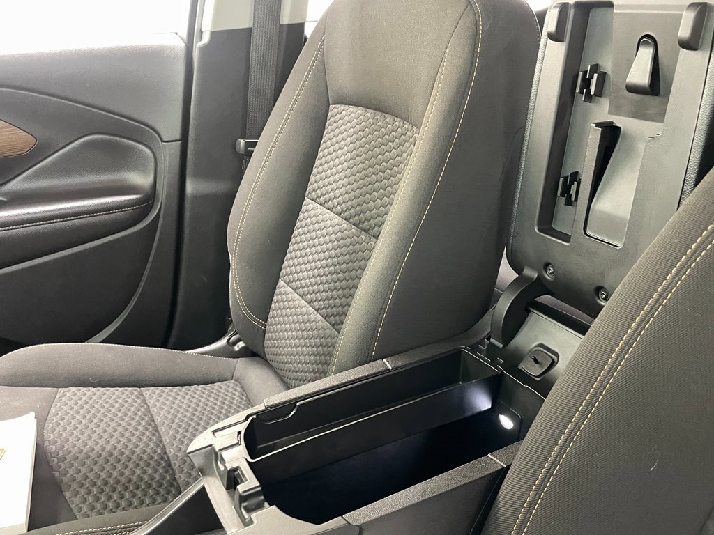 Certified 2018 GMC Terrain SLE w/ Driver Convenience Package image 31