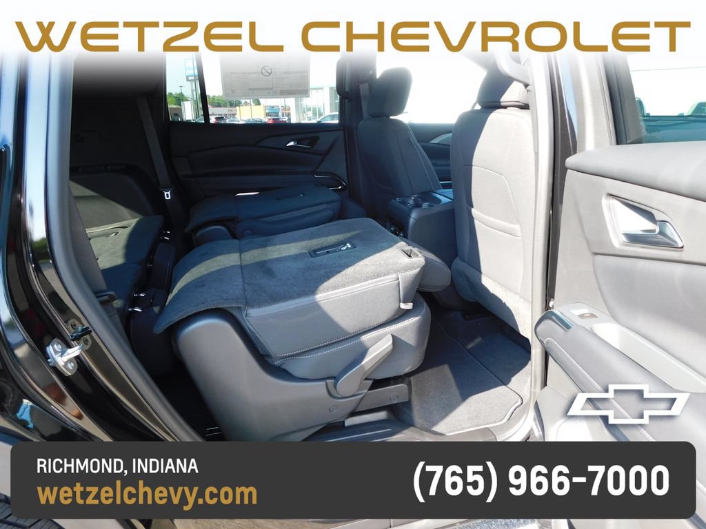 New 2027 Chevrolet Traverse LT w/ Enhanced Driving Package FWD image 28