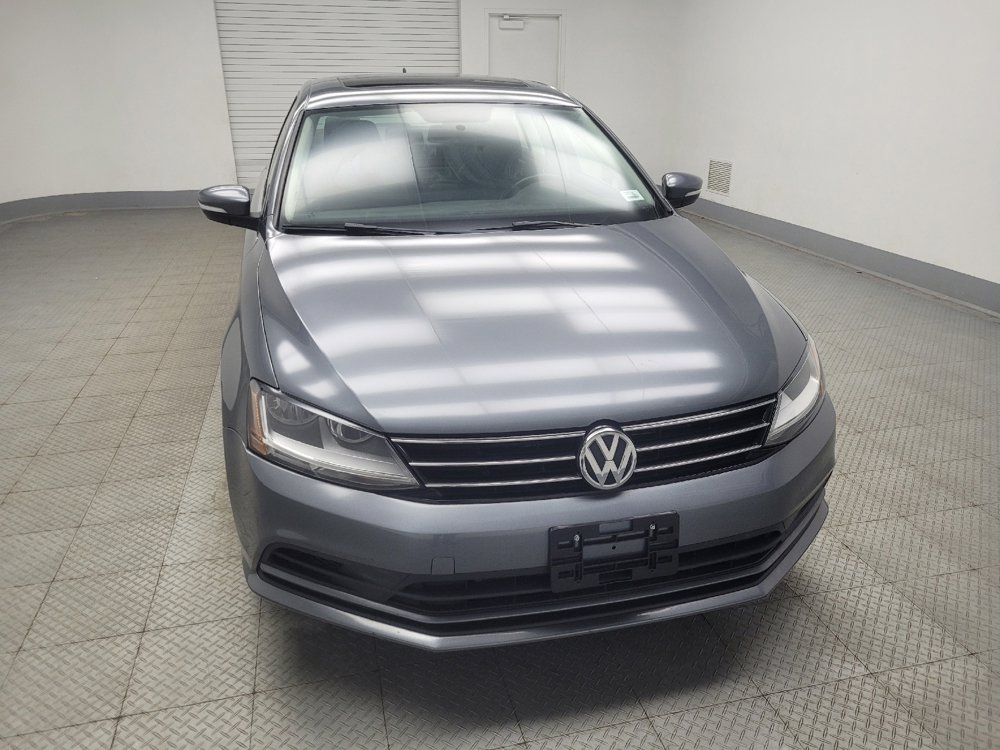 Used 2017 Volkswagen Jetta SE FWD image 14