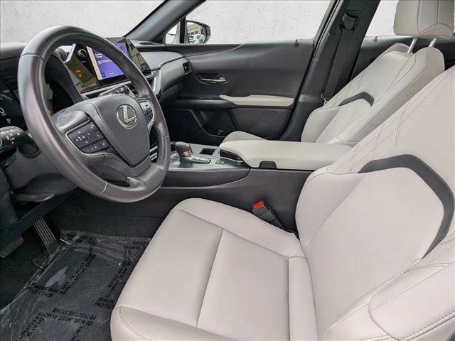 Certified 2025 Lexus UX 300h UX 300h image 18