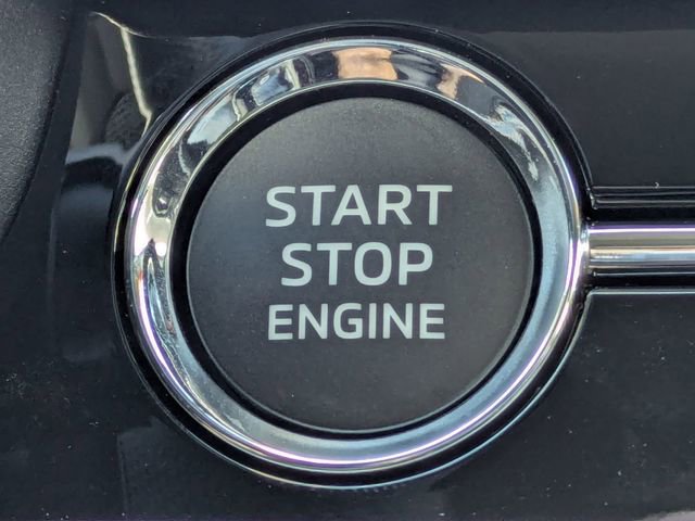 New 2025 Mitsubishi Outlander ES image 32