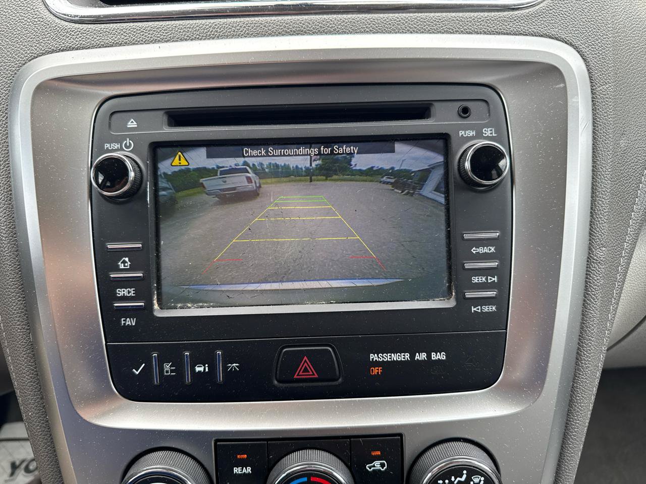 Used 2014 GMC Acadia SLE FWD image 9