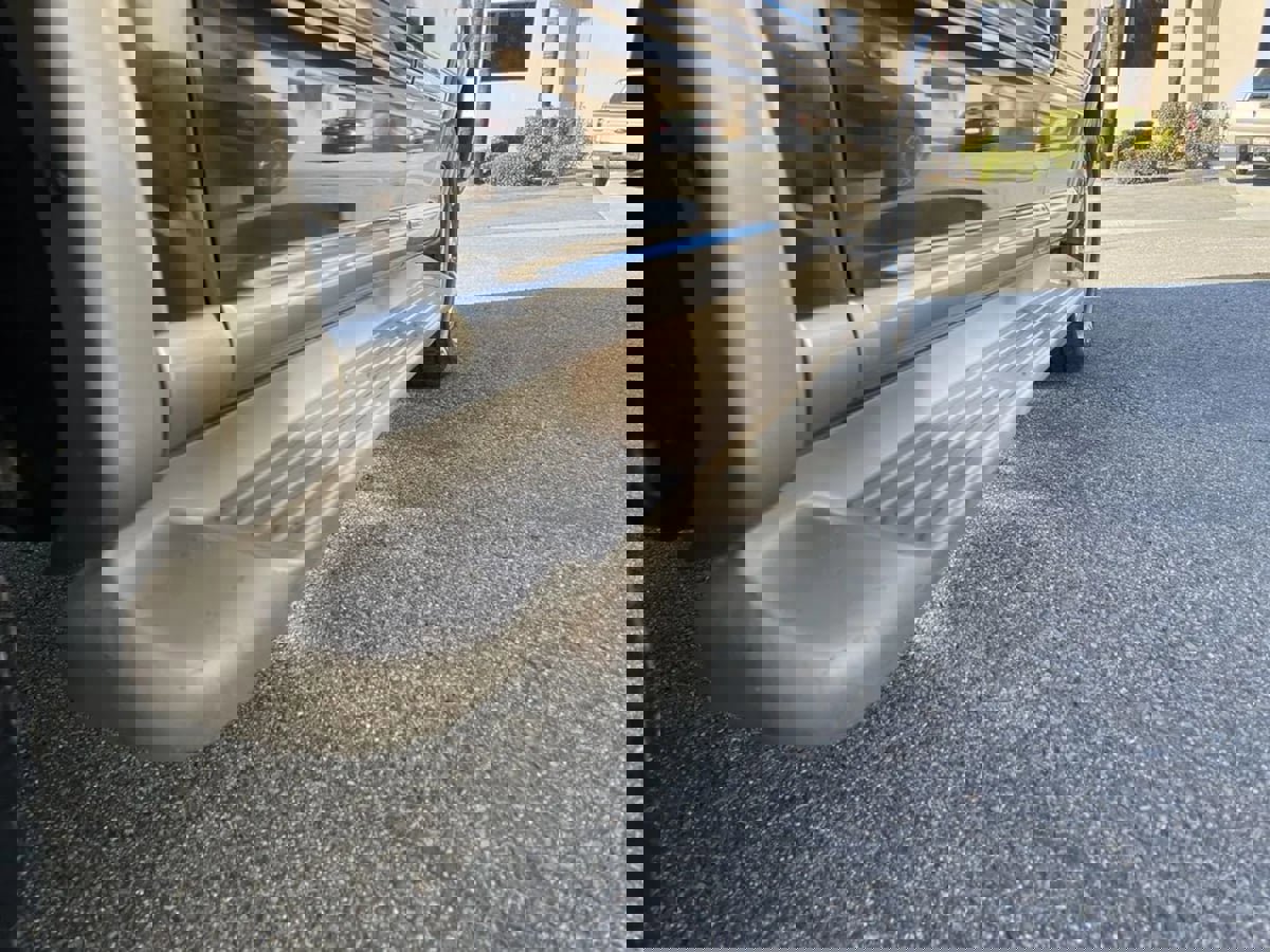 Used 2000 Ford Expedition Eddie Bauer image 28