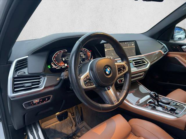 Used 2022 BMW X5 xDrive40i w/ M Sport Package image 11