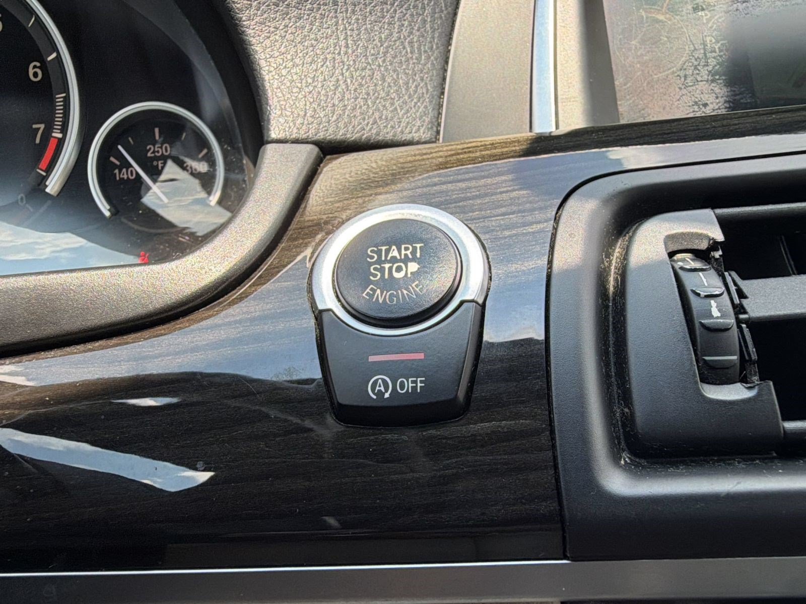 Used 2014 BMW 550i Sedan RWD image 15