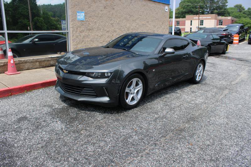 Used 2018 Chevrolet Camaro LS RWD image 3