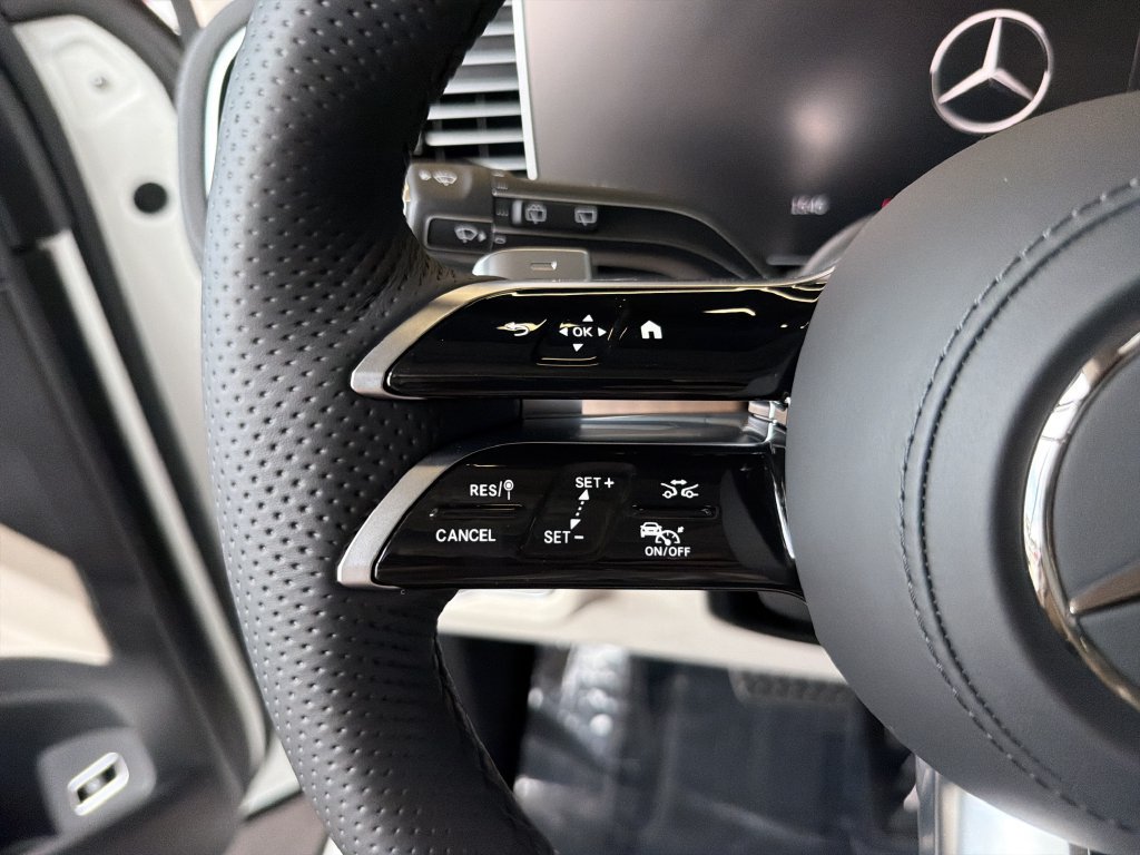 New 2026 Mercedes-Benz GLS 450 4MATIC image 20