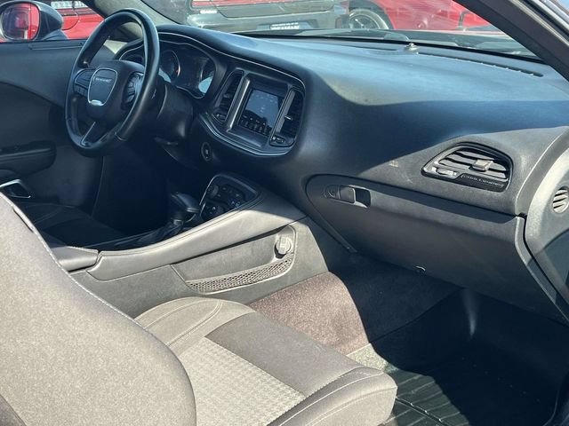 Used 2018 Dodge Challenger SXT w/ Super Sport Group (SS/T) RWD image 22