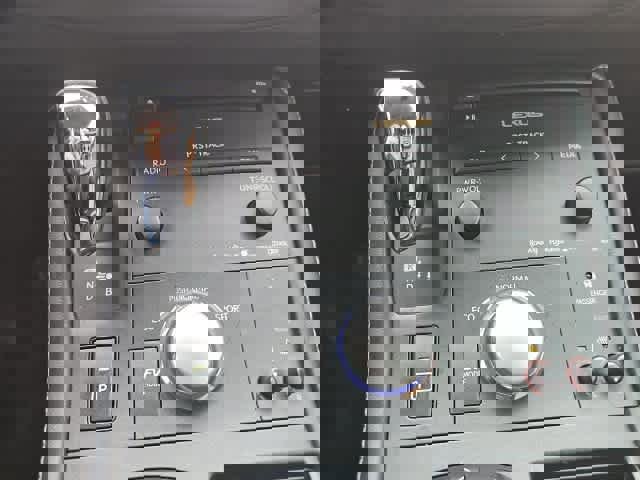 Used 2013 Lexus CT 200h image 18