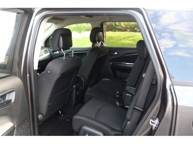 Used 2016 Dodge Journey SXT w/ Comfort/Convenience Group FWD image 8