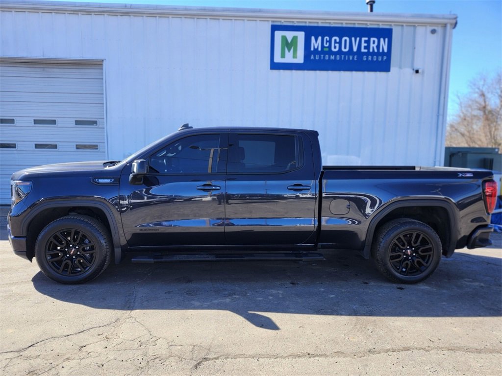 Used 2022 GMC Sierra 1500 Elevation w/ Elevation Premium Package image 2